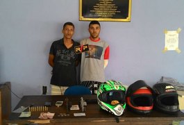 Dupla é presa suspeita de cometer assaltos em Arapiraca