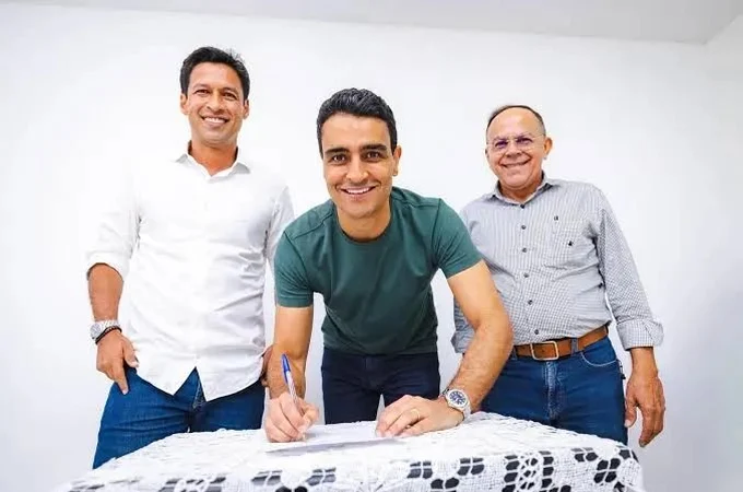 JHC entrega Saúde de Maceió a Gilvan Barros em troca de apoio no Agreste