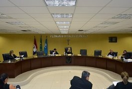 TCE-AL adia votação da prestação de contas do governo Teotonio Vilela