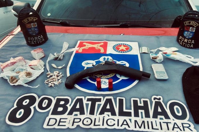 PM apreende 22 armas de fogo e 42 quilos de entorpecentes em uma semana