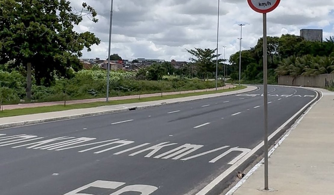 SMTT Arapiraca orienta condutores sobre cuidados com animais nas vias