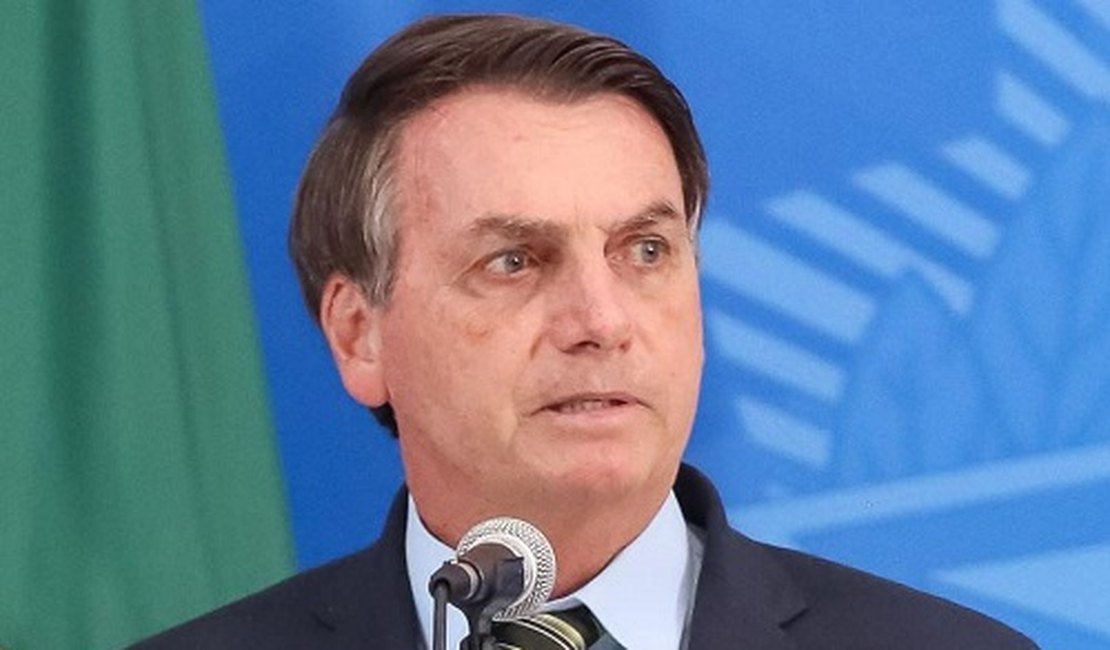 Bolsonaro questiona número de óbitos por coronavírus em SP: “Uso político”