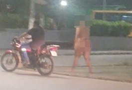 VÍDEO: Homem caminha nu pelas ruas de São Miguel dos Campos