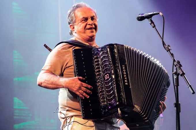 Flávio José compartilha texto sobre a 'morte' do São João: 'Virou um grande festival do mais do mesmo'