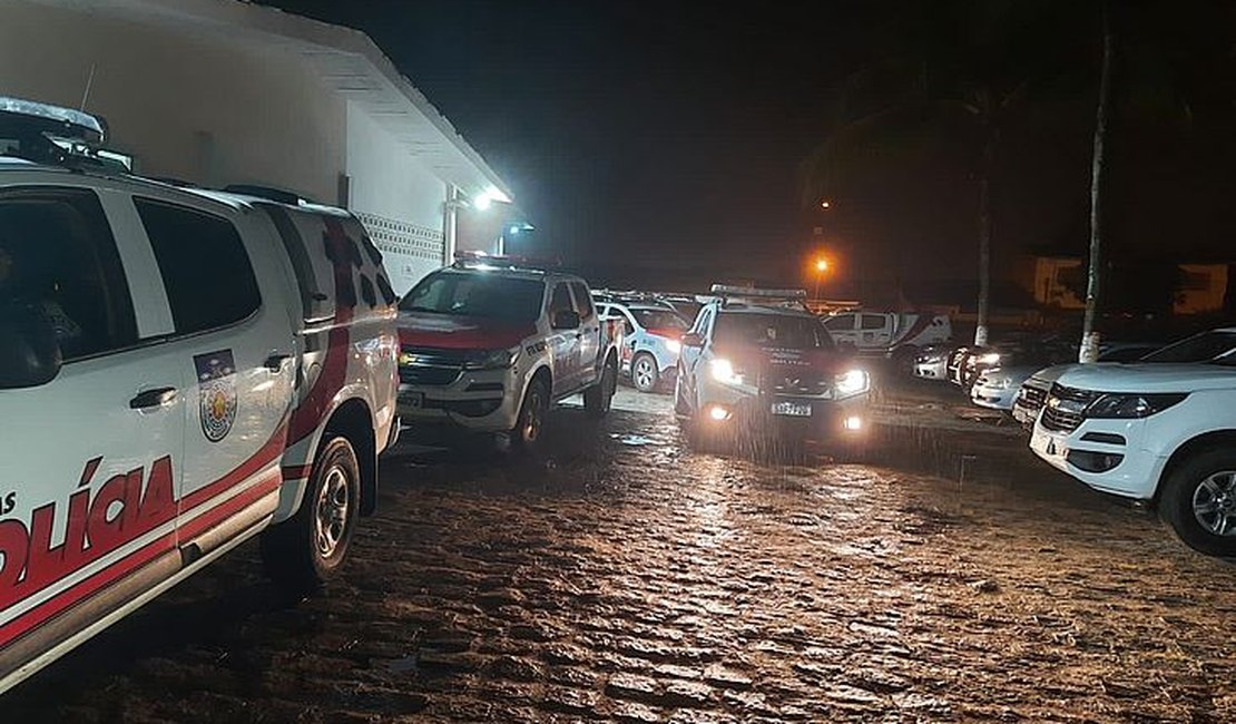 'Corujão': operação prende mais de 10 suspeitos de tráfico de drogas na parte alta de Maceió