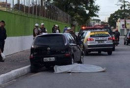 Ciclista morre após ser atropelado por carro em Maceió