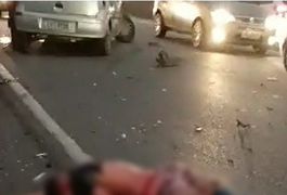 Condutor morre em batida envolvendo carro e moto após suposta tentativa de ultrapassagem, em Pilar