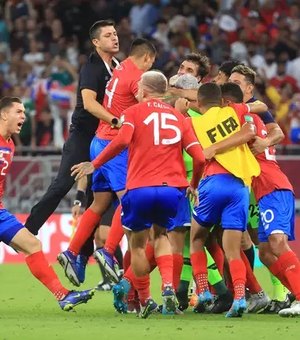 Costa Rica vence a Nova Zelândia e fica com última vaga na Copa