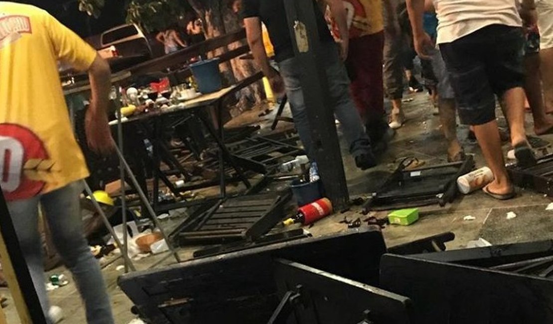 Pancadaria coletiva marca festa em bar de Arapiraca na noite deste domingo (04)