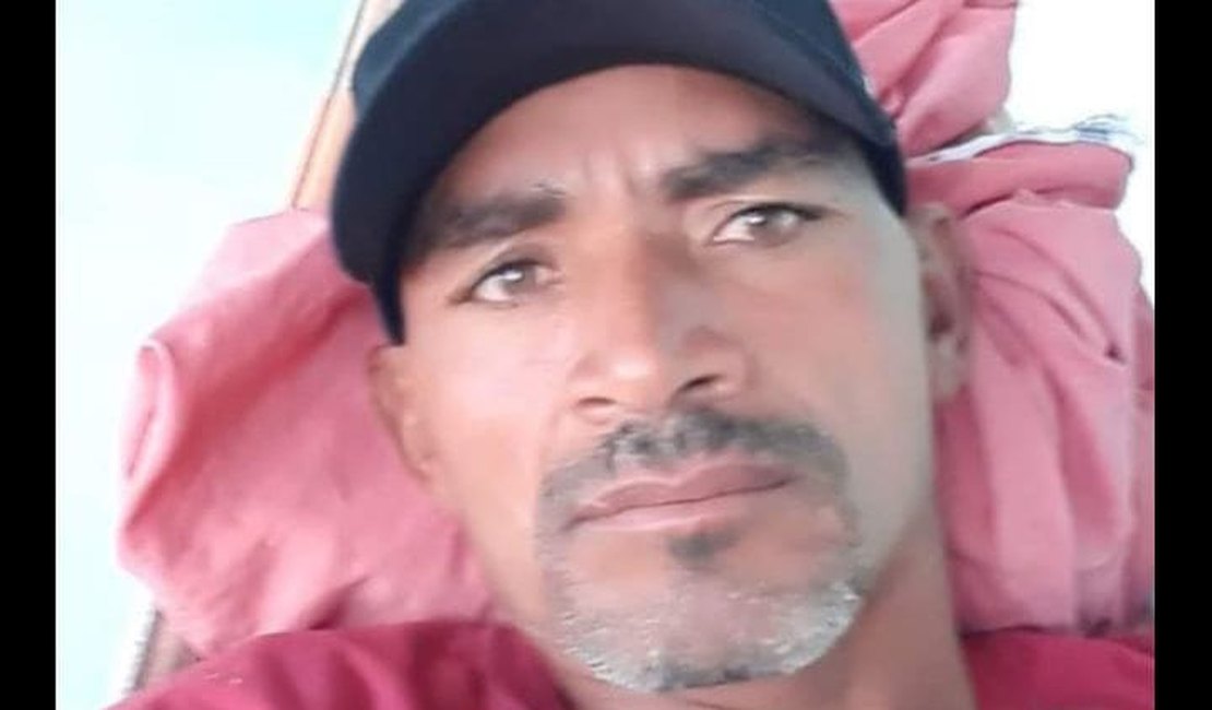 Colisão entre carro e moto deixa homem morto em Arapiraca