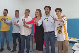 Ricardo Nunes vota em escola da Zona Sul de SP ao lado do governador Tarcísio de Freitas