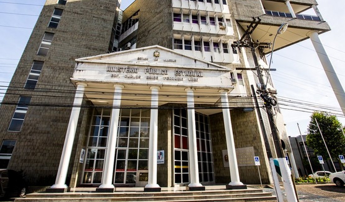 MP investiga vereador que teria recebido salário de gari sem exercer a função