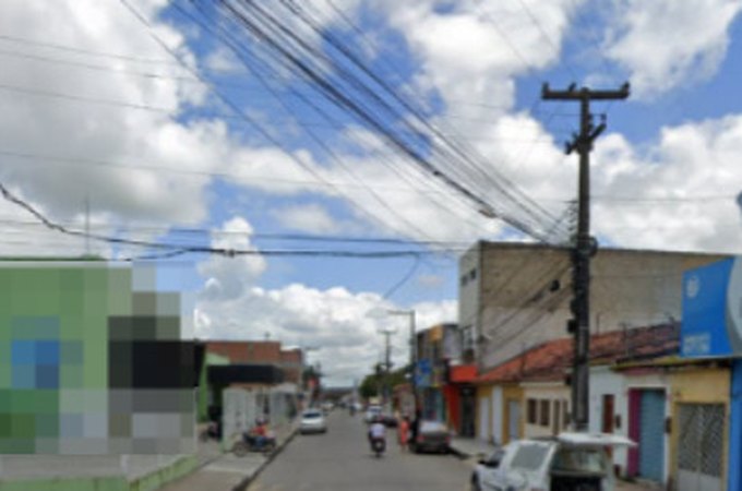 Clientes são retirados de supermercado e segurança é ameaçado no bairro Primavera