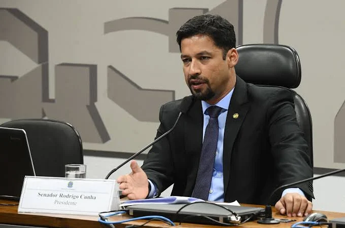 Sindicatos rejeitam proposta de Rodrigo Cunha e negociação salarial trava na Prefeitura de Maceió