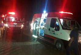 Veículo perde controle, bate em moto e para próximo a açude em Girau do Ponciano