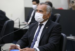 Deputado Tarcizo Freire pede criação de Cartão Digital de Vacinação em Alagoas