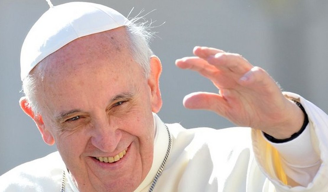 Papa apela aos jovens para que não reduzam o amor somente ao sexo