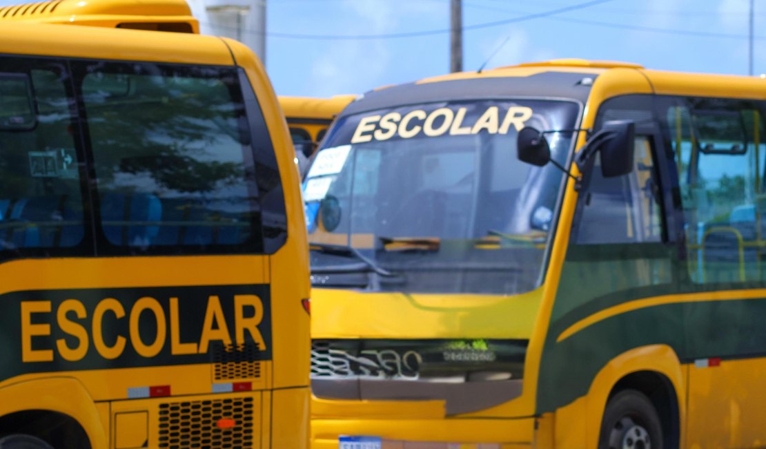 Detran/AL barra licenciamento de transporte escolar com mais de 15 anos