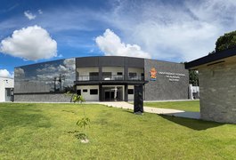 Divulgada lista de documentação e exames exigidos para posse de professores na Uneal