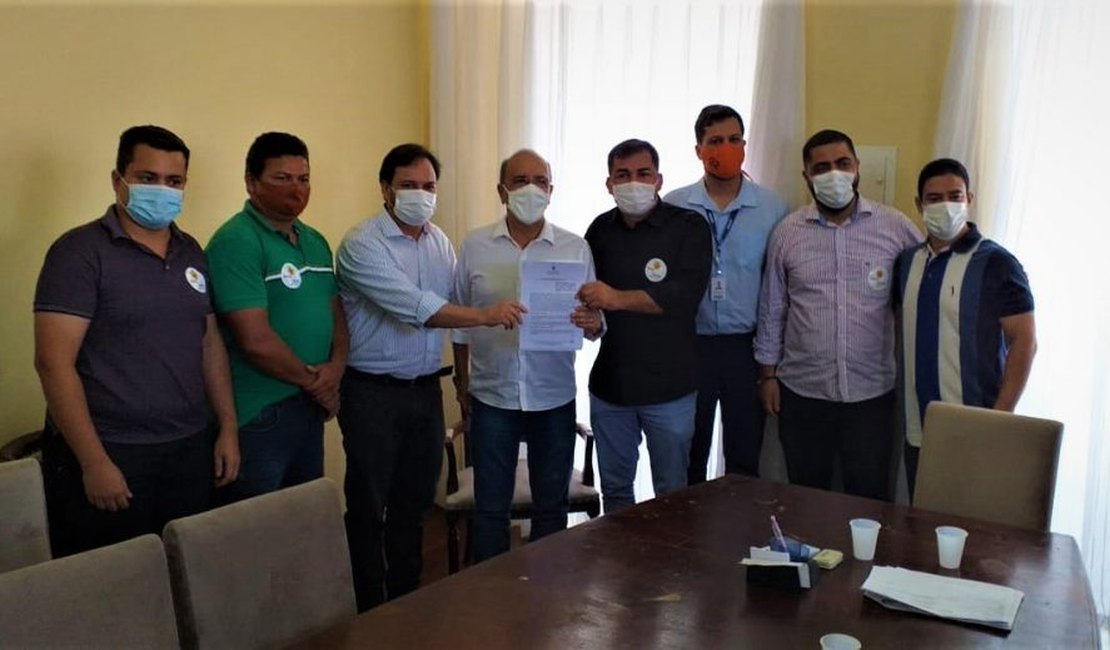 Prefeitura de Penedo e Equatorial firmam convênio sobre tarifa social da energia