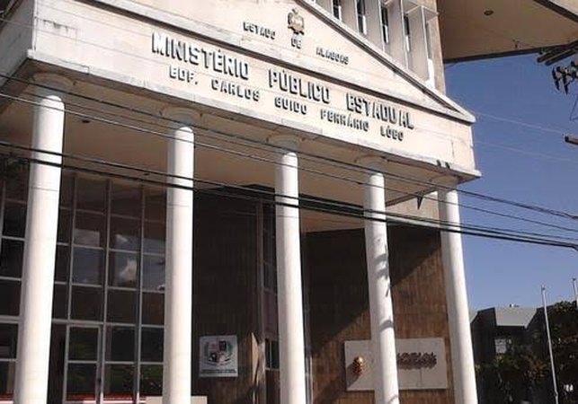 Escola particular é alvo de apuração do MP após denúncia de bullying contra aluna