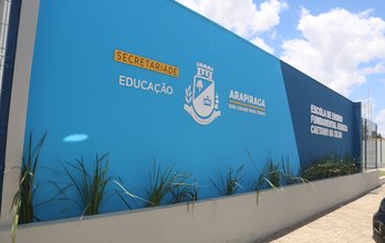 Inauguração de escola no Capim
