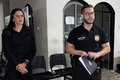 Suspeito de armazenar material pornográfico infantojuvenil joga celular em bacia com água durante cumprimento de mandado em Arapiraca