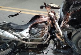 Batida entre carro e motocicleta deixa dois feridos em São Miguel dos Campos