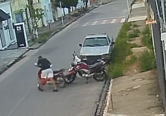 Motocicleta é furtada nas primeiras horas da manhã em Arapiraca