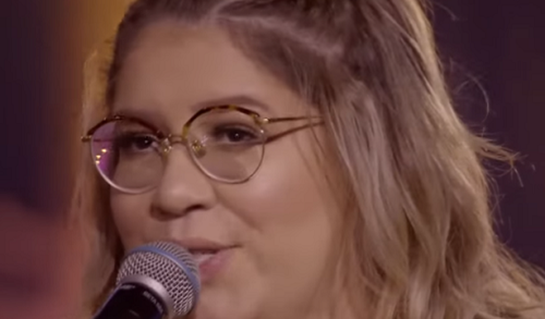 Marília Mendonça pede desculpas depois de ser acusada de transfobia: 'Não me justificarei'