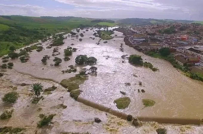 Rio Mundaú, em Alagoas, também corre risco de transbordar por causa das chuvas