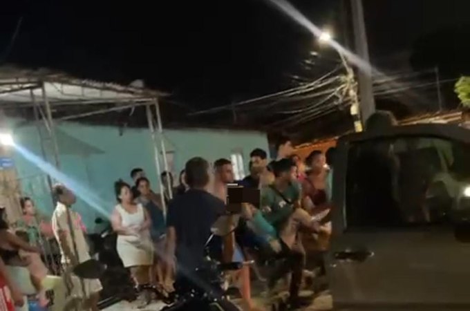 Após divulgar localização na internet, manicure é baleada por criminosos em residência, em Maceió