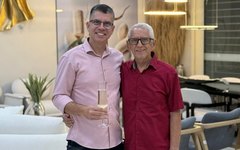 Leomóveis celebra aniversário