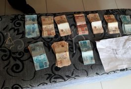 Polícia Federal apreende R$ 27 mil em residências de cabos eleitorais em Piranhas