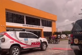 Polícia Federal realiza operação na Prefeitura e em oito Secretarias Municipais de São Luís do Quitunde