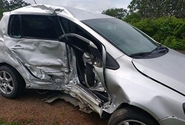 Acidente entre automóveis deixa duas pessoas feridas em Igaci