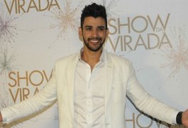 Gusttavo Lima anuncia casamento para 2015