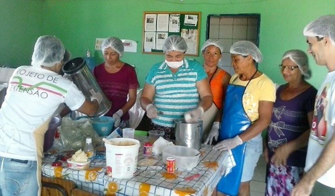 Doceiras da Baixa do Capim já fizeram 35 toneladas em produtos