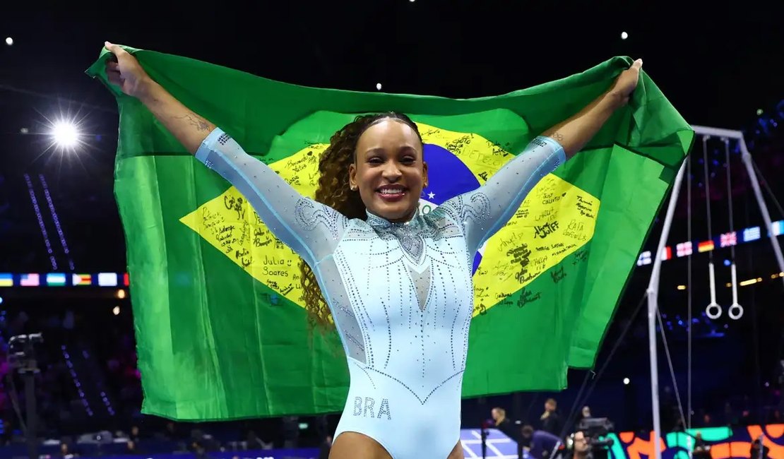 Rebeca Andrade conquista o tri no Mundial de Ginástica na Holanda