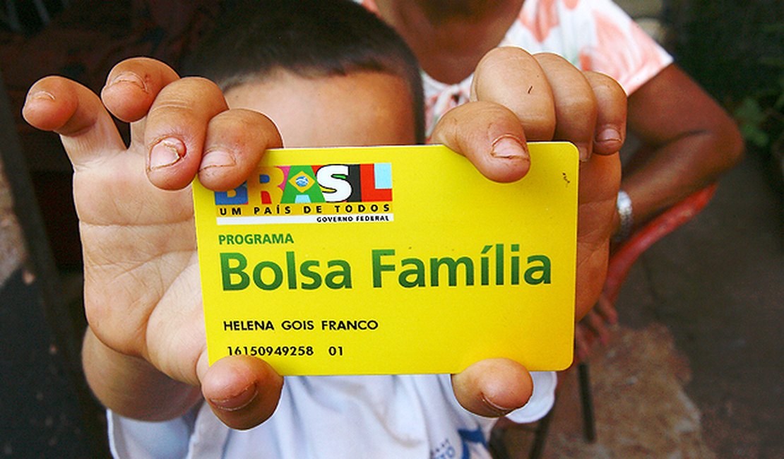 Em AL, mais de 18 mil famílias saíram do programa Bolsa Família em 2017