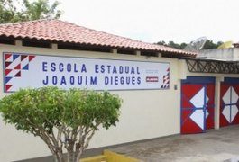 Vídeo: Alunos de escola em Viçosa passam mal após comer merenda supostamente estragada