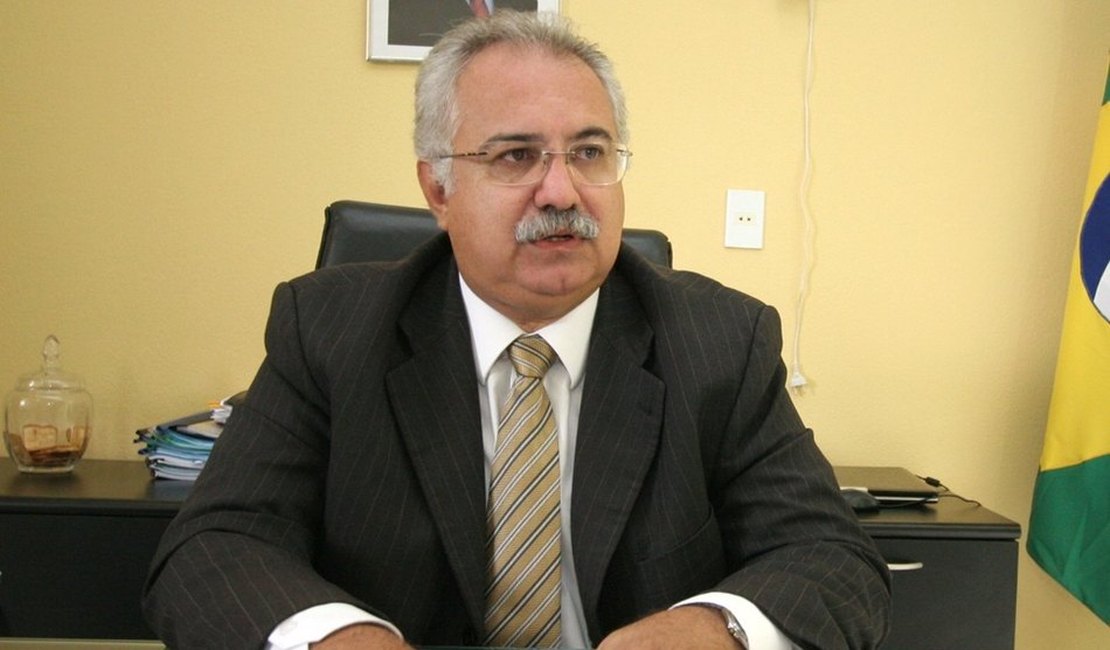 Rogério solicita ao TCE auditoria dos últimos cinco anos na Prefeitura de Arapiraca