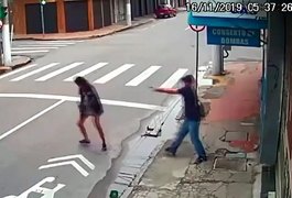 Moradora de rua é assassinada a tiros após pedir R$ 1 a homem