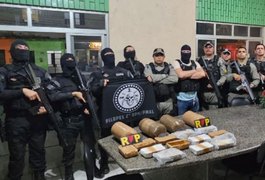 Dois homens são presos com mais de 41kg de pasta base de cocaína dentro de carro, na AL-205