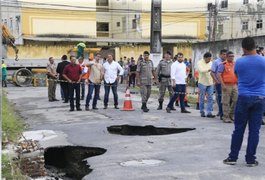 Geólogos alertam moradores do Pinheiro que saiam de casa ao menor sinal de chuva forte