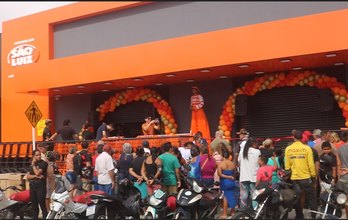 Inauguração do Supermercado São Luiz no bairro Massaranduba