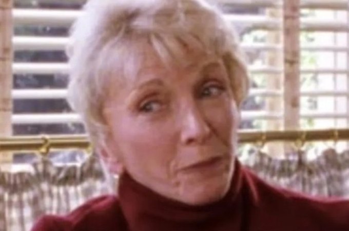 Atriz Elizabeth Franz, vencedora do Prêmio Tony, morre aos 84 anos