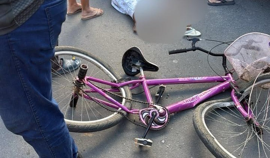 Ciclista morre atropelada por caminhão caçamba da Prefeitura, em Palmeira dos Índios