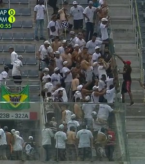 Briga entre torcidas marca vitória do Atlético-MG sob o Athletico-PR, em Curitiba