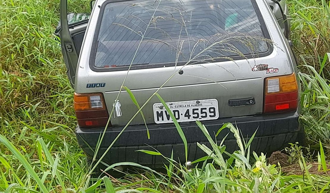 Dois jovens ficam feridos em acidente entre moto e carro na BR-316, em Palmeira